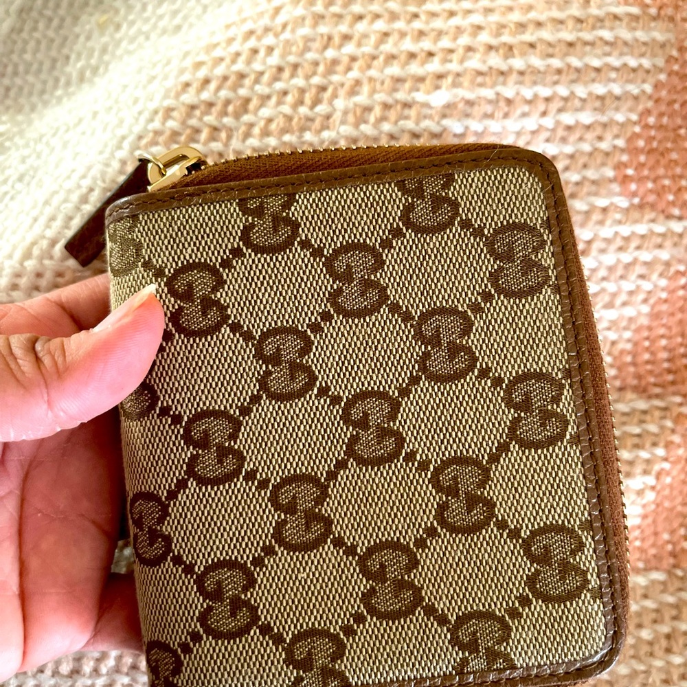 authentic gucci wallet new